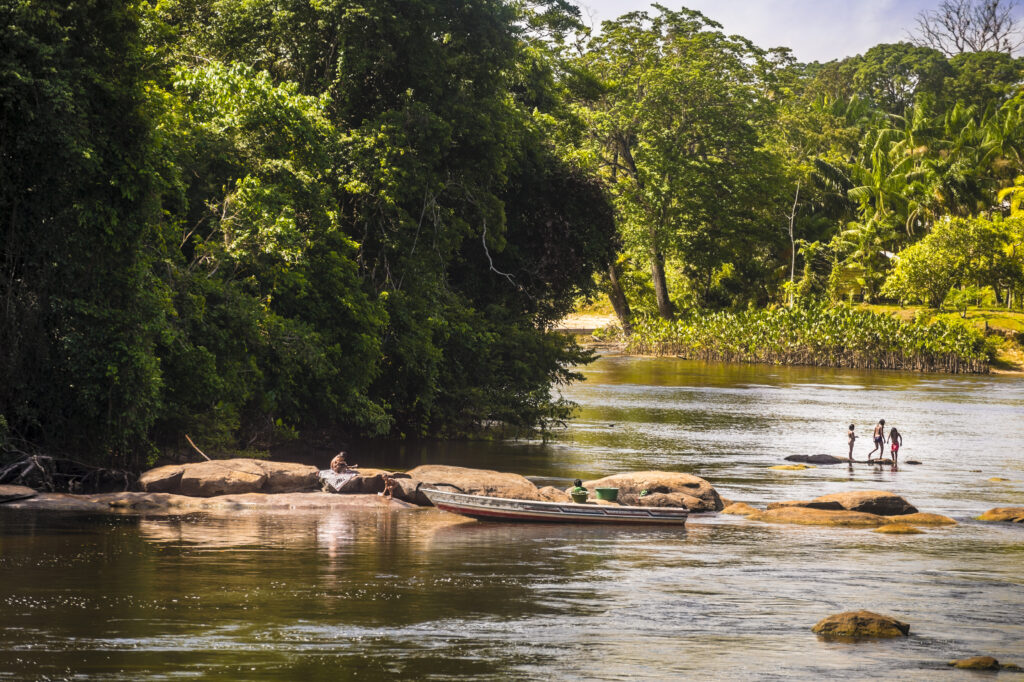 Guyane_Camopi Baignade NATURE 980_A.BRUSINI